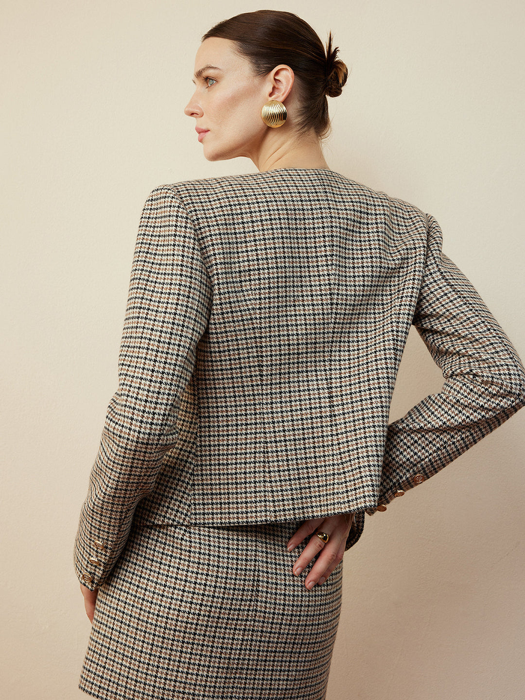 Button short jacket