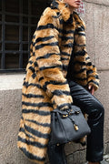 Women's faux fur jacket with Animal Prwt and Luxury design