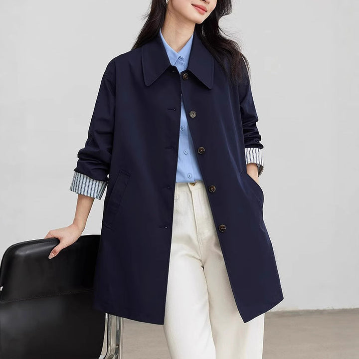Women’s Fashionable Transitional Jacket with Wide Collar and Button Details