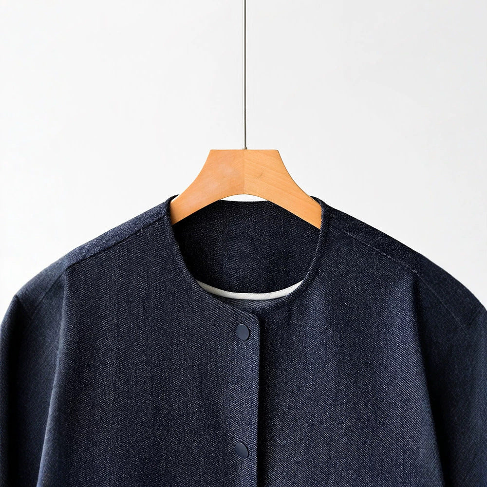 Women Fashion Jacket with Buttons and Practical Pockets
