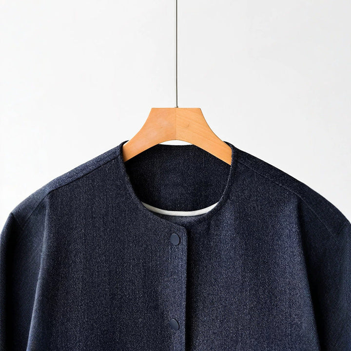 Women Fashion Jacket with Buttons and Practical Pockets