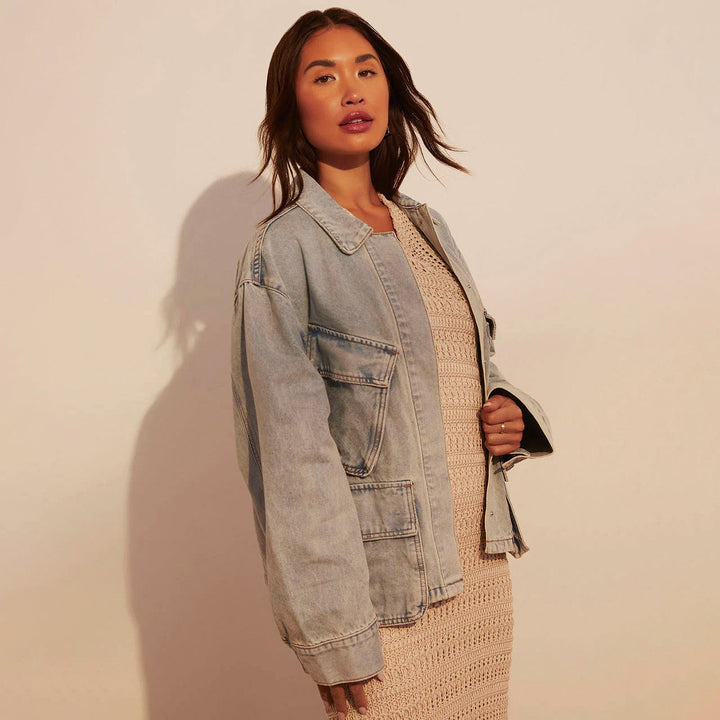 Women Oversize Utility Denim Jacket with Large Flap Pockets and Button-Down Front