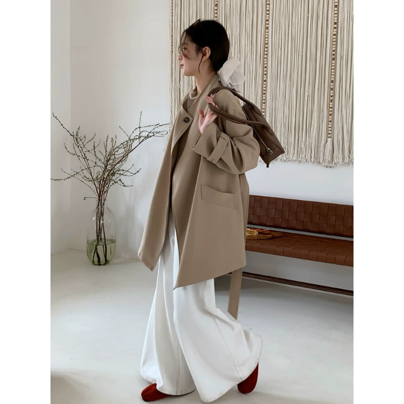 Ladies Short Oversized Coat with Tie Belt, Wide Flap Pockets and Casual Shoulder