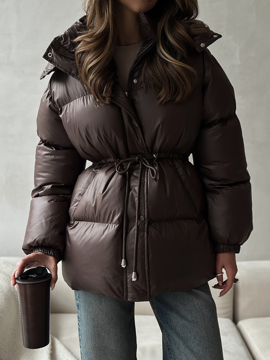 Women’s quilted down jacket with fitted drawstring and hood