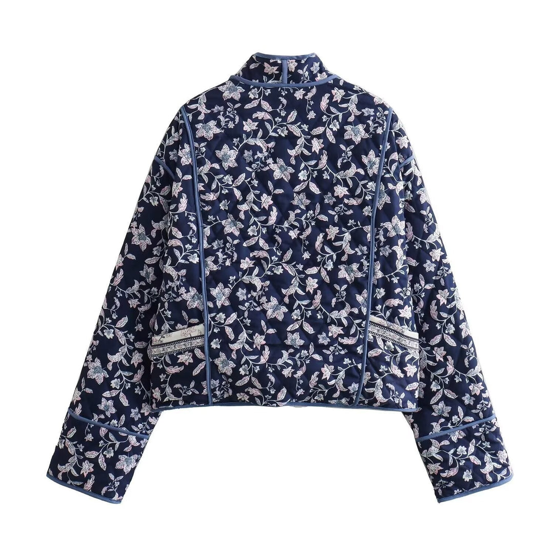 Ladies quilted kimono jacket with floral all-over pattern and contrasting piping