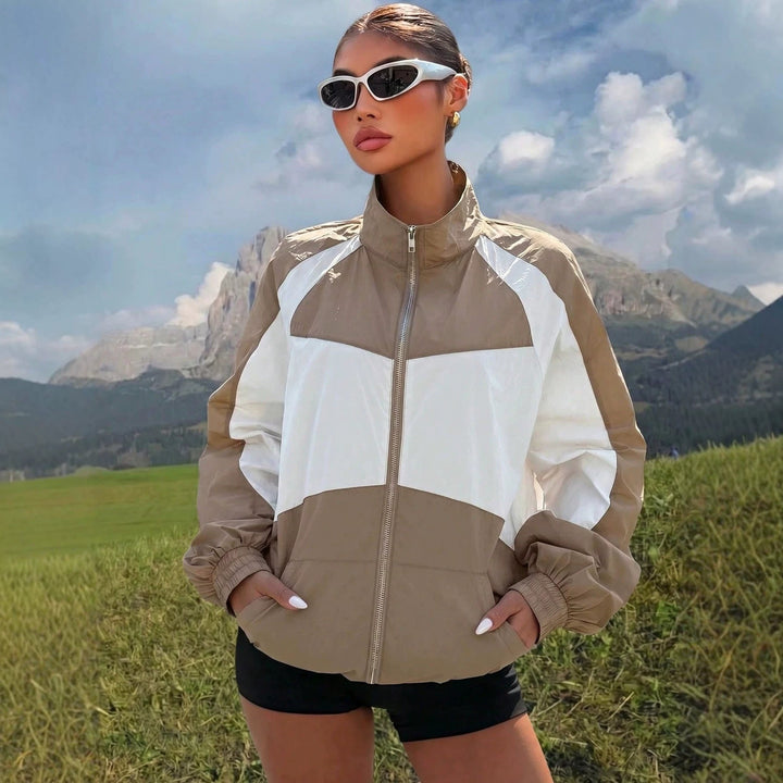 Women Lightweight color Block Windbreaker with Stand-Up Collar and Zip Closure