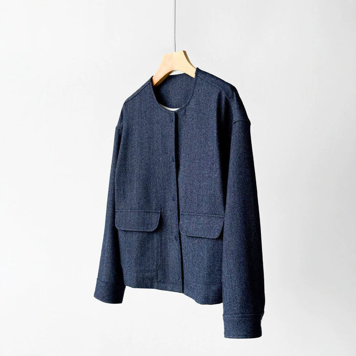 Women Fashion Jacket with Buttons and Practical Pockets