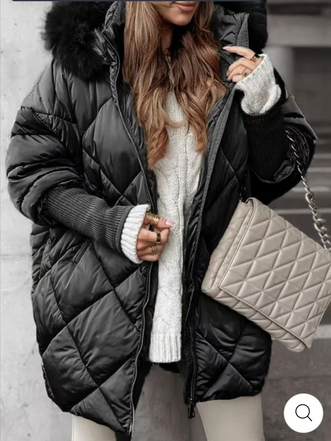 Women longer quilted winter parka with large hood and faux fur trim