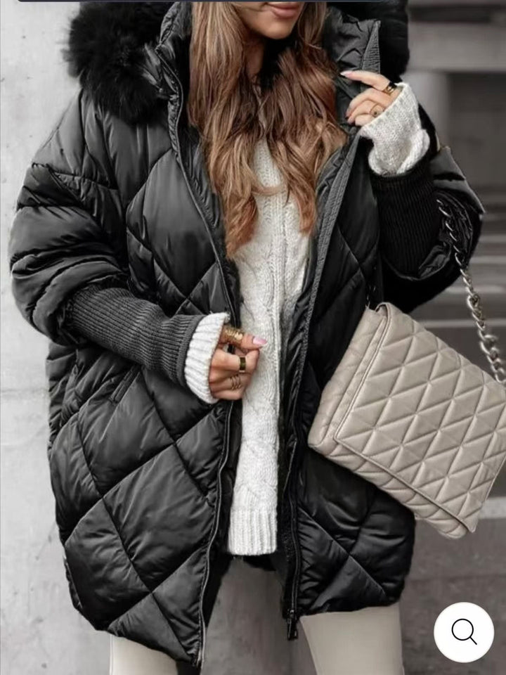 Women longer quilted winter parka with large hood and faux fur trim