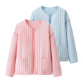 Women's quilted transitional jacket with round neckline, open front and patch pockets