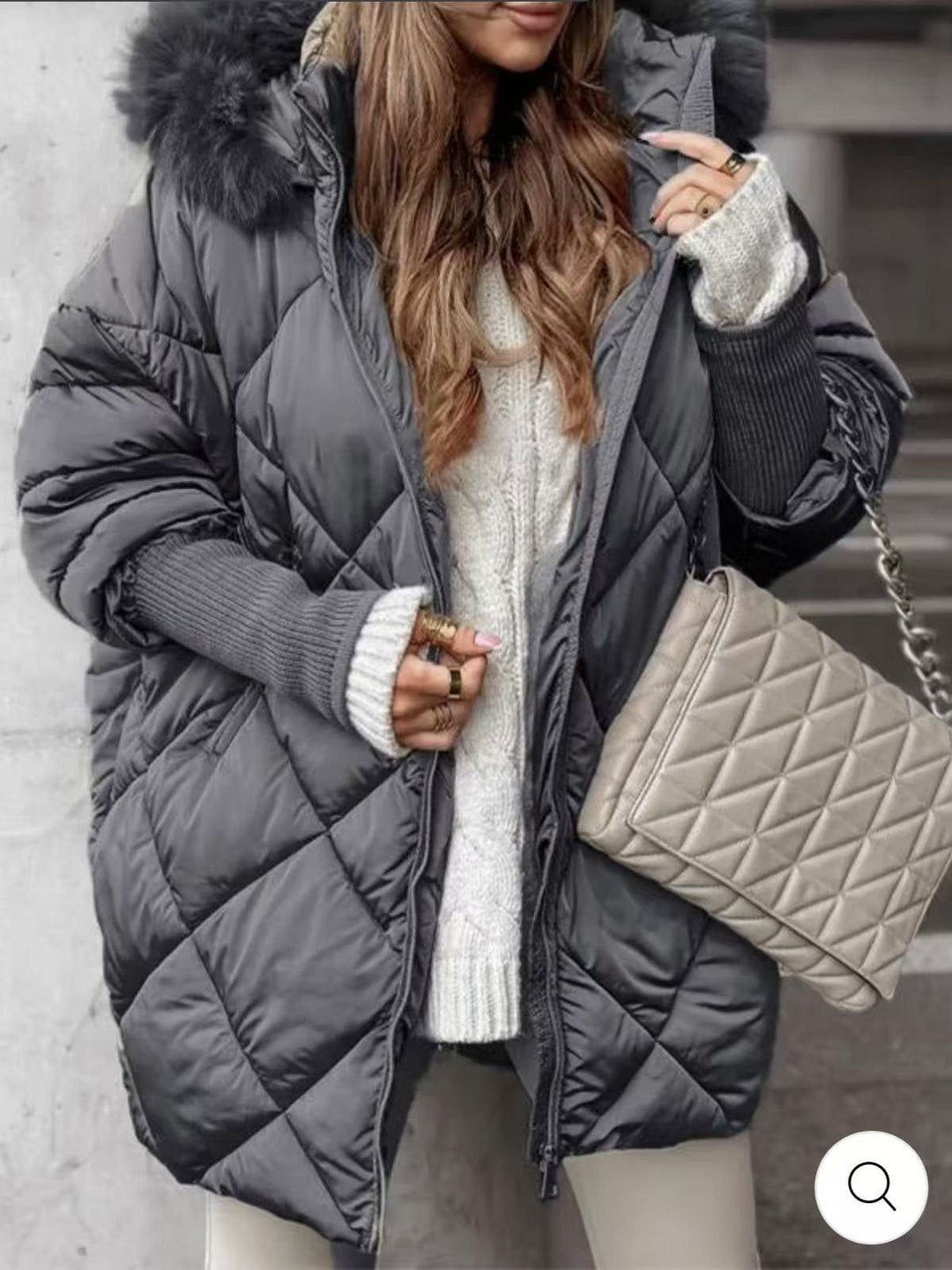 Women longer quilted winter parka with large hood and faux fur trim