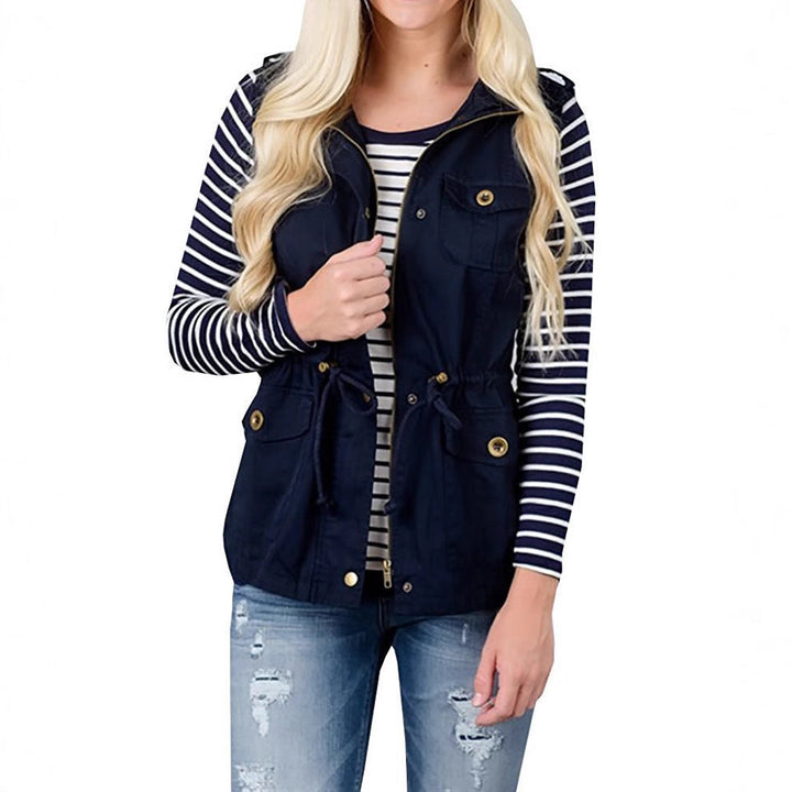 Women’s nan Utility Vest with drawstring, hood and patch pockets