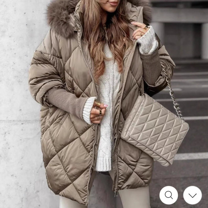 Women longer quilted winter parka with large hood and faux fur trim