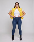 Women's without sleeves thermal quilted gilet with ergonomic wavy quilting, with High Collar and adjustable drawstring hem