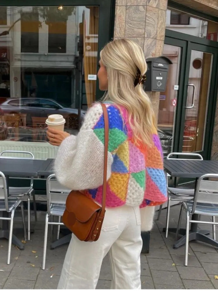 Open knitted jacket with Stripes