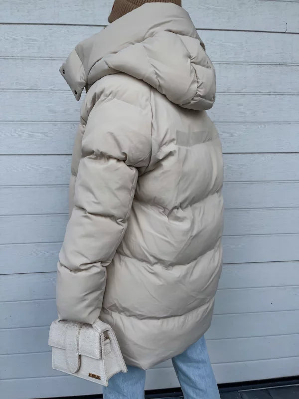 Elegant and lightweight Down jacket for women